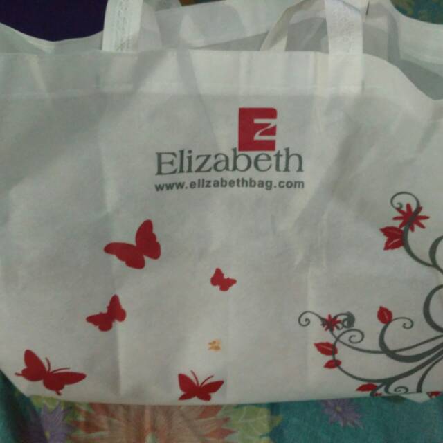 Tas Pembungkus Elizabeth