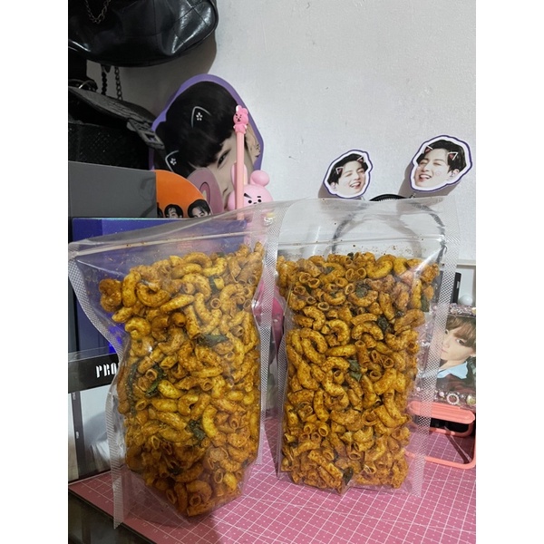 

MAKARONI PEDAS DAUN JERUK/BERBAGAI MACAM RASA