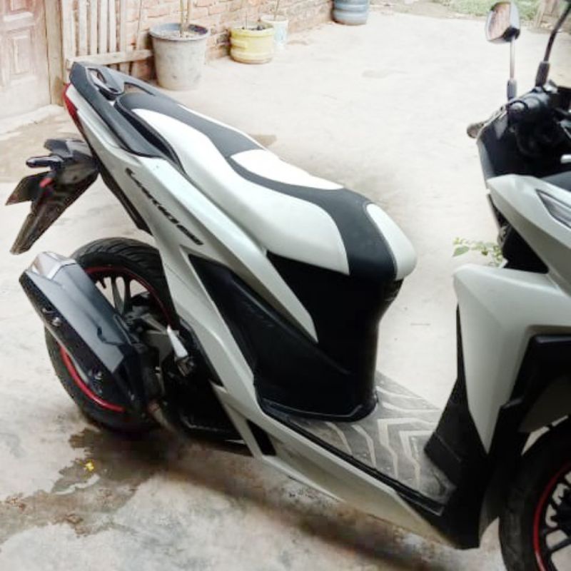 Cover Jok Vario 150 125 New 160 Modifikasi Kulit Jok Mbtech Vario 110
