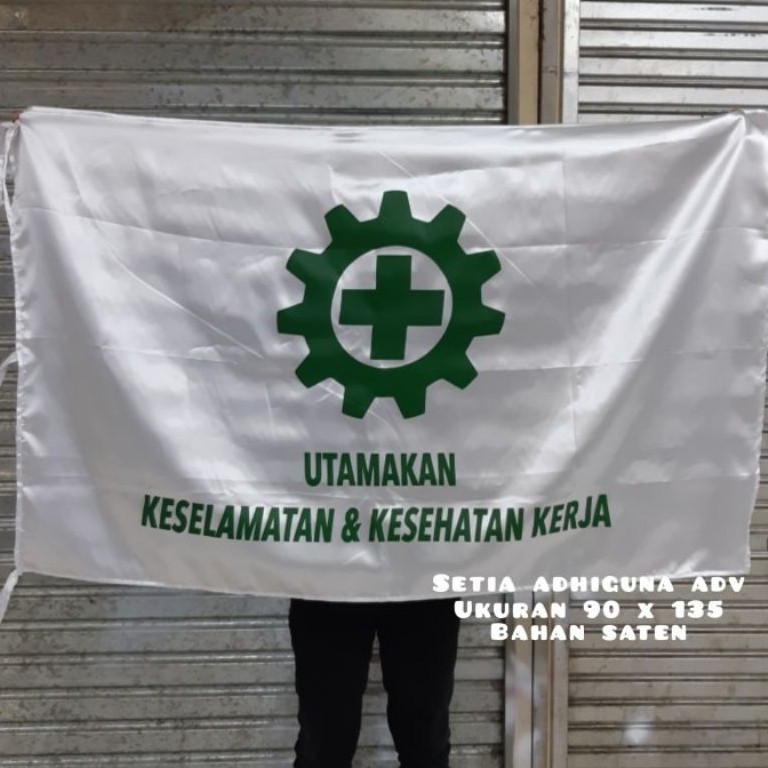 

bendera K3 standar depanaker ukuran 90 x 135 kualitas premium JunDW