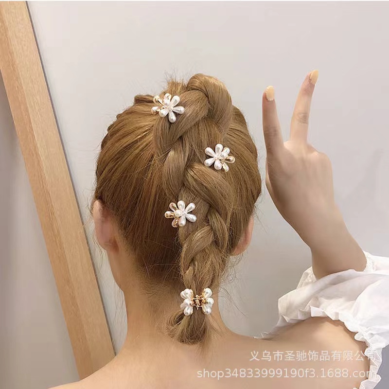 Jepit Mini Rambut Elegan Motif Mutiara Bunga Daisy Korean Style Import