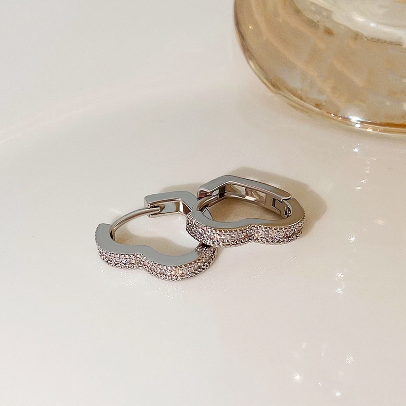 Anting Tusuk Gantung Sterling Silver Desain Hati Hias Kristal / Zircon Hypoallergenic Untuk Wanita