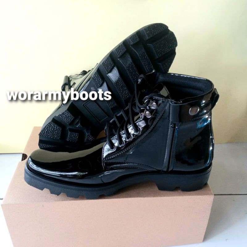 Sepatu pdh radial kilap model tali  dan resleting by Wor Army Boots