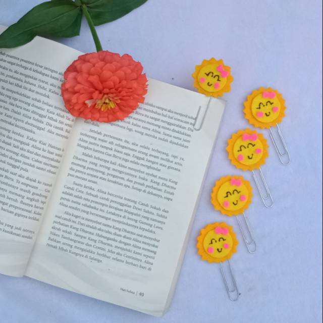 

Paperclip flanel / Pembatas buku flanel