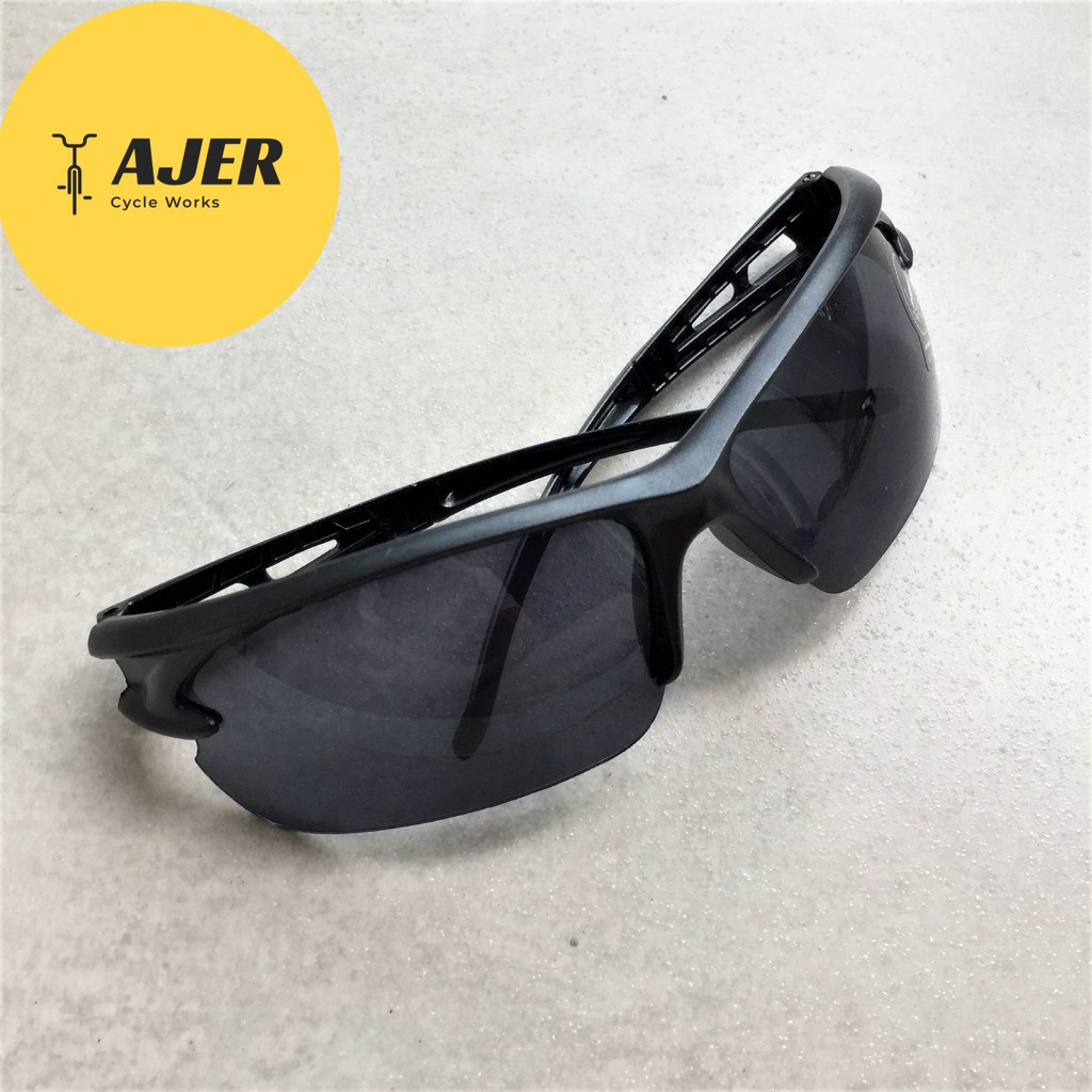 Kacamata hitam sepeda olahraga outdoor hiking Lensa UV transparan lensa kuning ungu