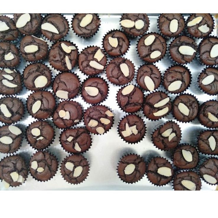 

⇎ Brownies Kering premium coklat full coklat/brownies mini/brownies kiloan/ じ
