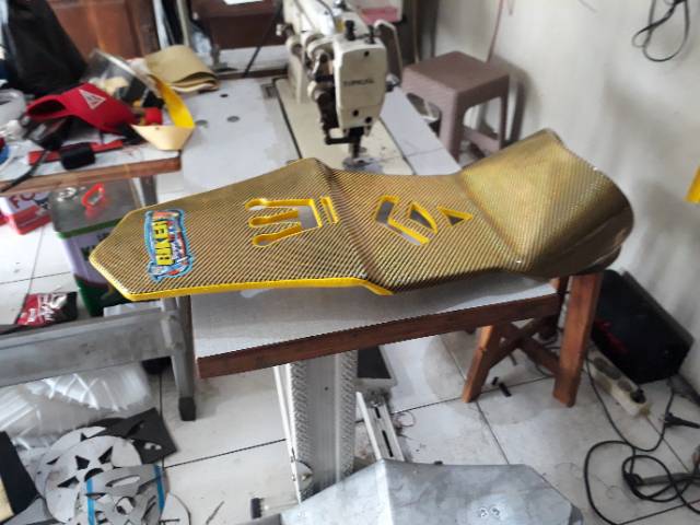 Jok slim vixion old body vixion new motif karbon gold