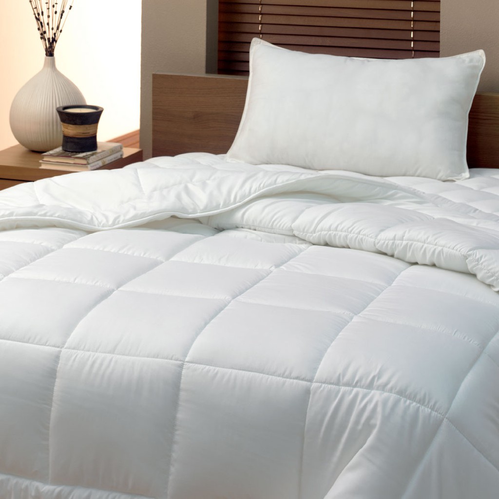 DUVET,QUILT,INNER BEDCOVER POLOS PUTIH