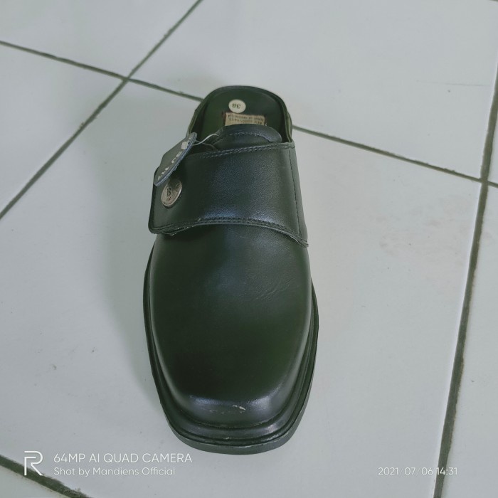 MANDIENS - Sepatu Sandal Kulit Medali 117 - Sendal Bustong Pria - Selop Pengantin Kulit - Selop Guru