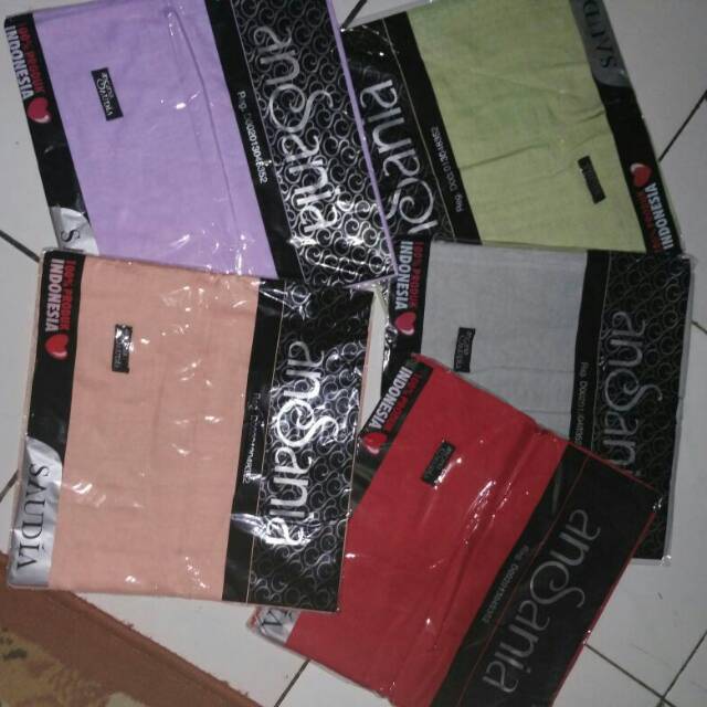 Jilbab saudia ansania