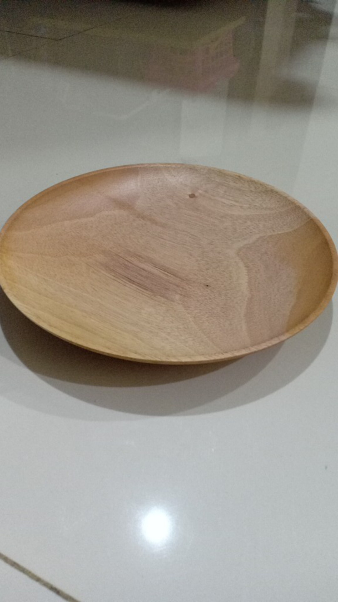 Piring Kayu Mahoni Diameter 20 Cm