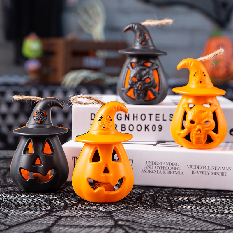 Lampu Lentera Gantung LED Portable Bentuk Labu Halloween Bahan Plastik Untuk Dekorasi Pesta