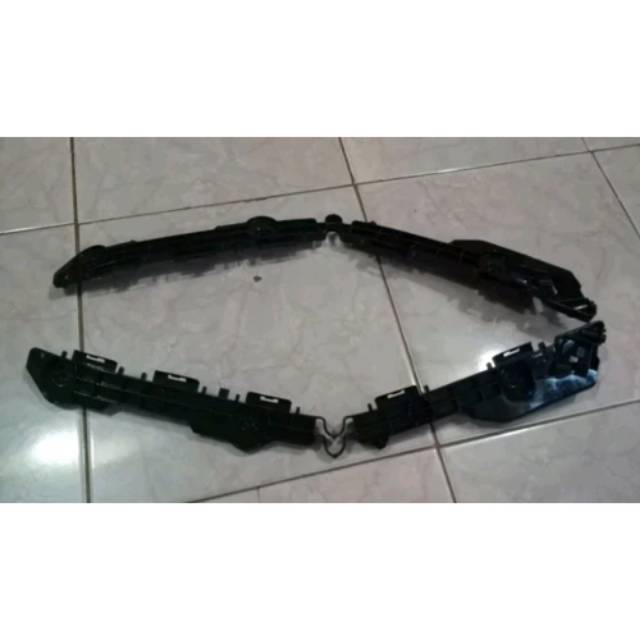 BRACKET BUMPER BEMPER BELAKANG FORTUNER VRZ