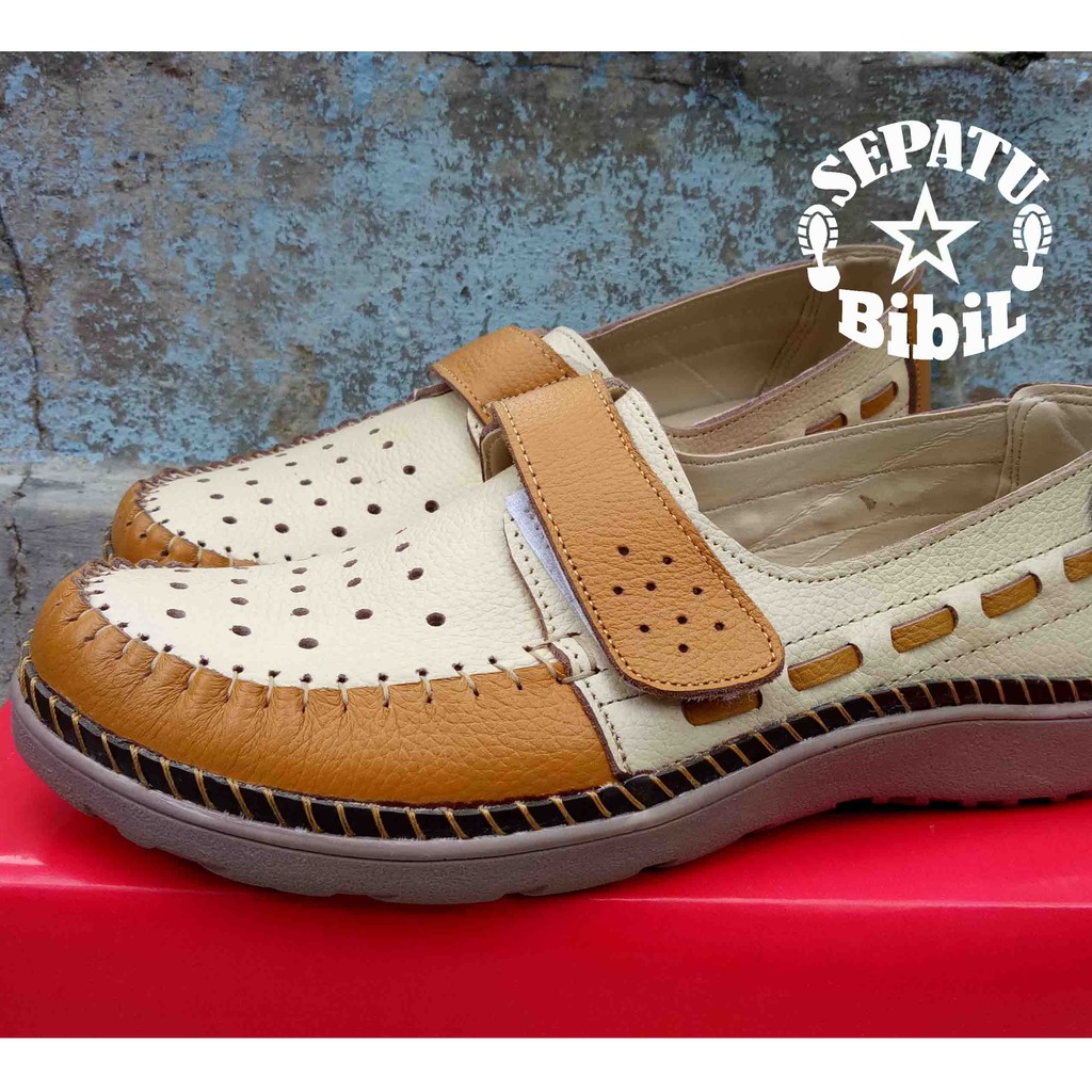 sepatu cewek slop slip on kulit, sepatu vintage, sepatu kulit asli, sepatu wanita vintage, murah