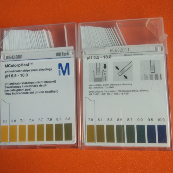 Paling Laris pH paper pH 65-10 Merck. Cat. 109543. 100 strip  pack LAB KIMIA