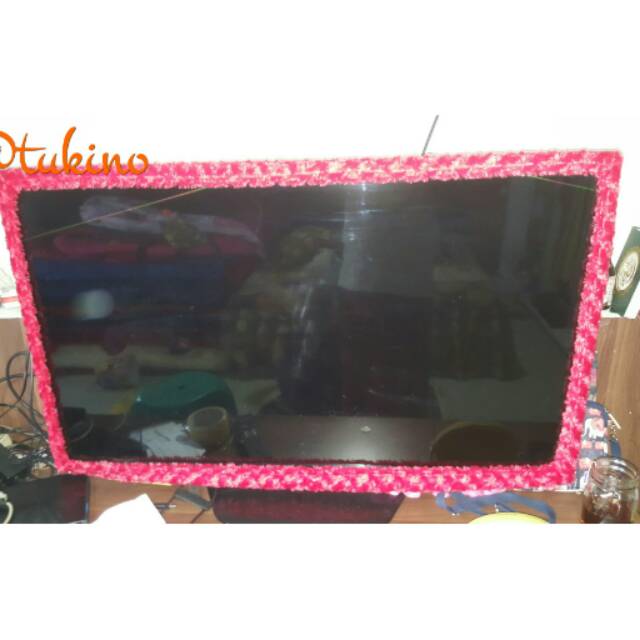 Bando tv polos 43 inchi