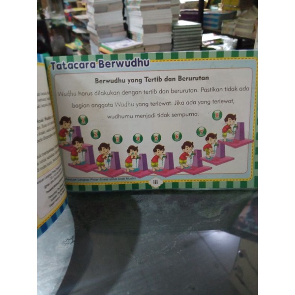 buku panduan lengkap pintar shalat untuk anak muslim (23×14cm)
