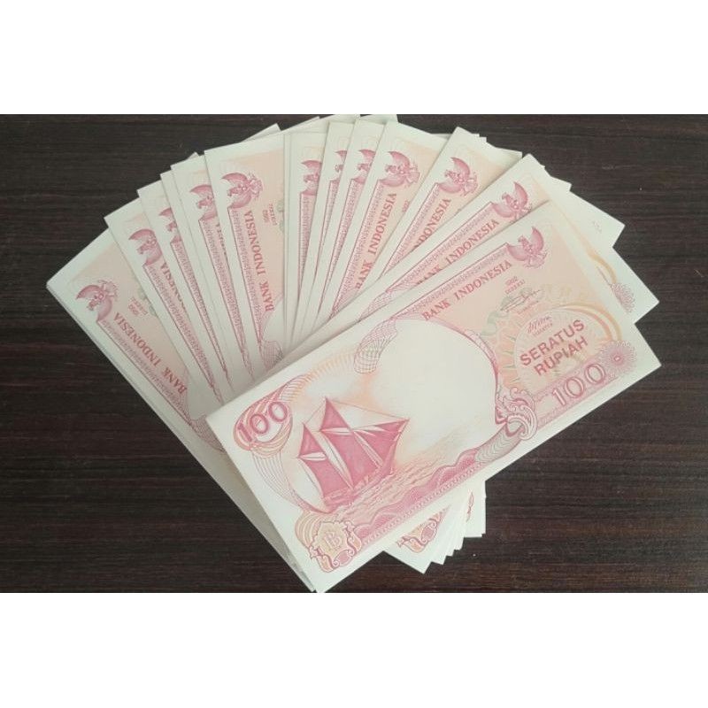 Uang Kuno 100 Rupiah Perahu Pinisi tahun 1992
