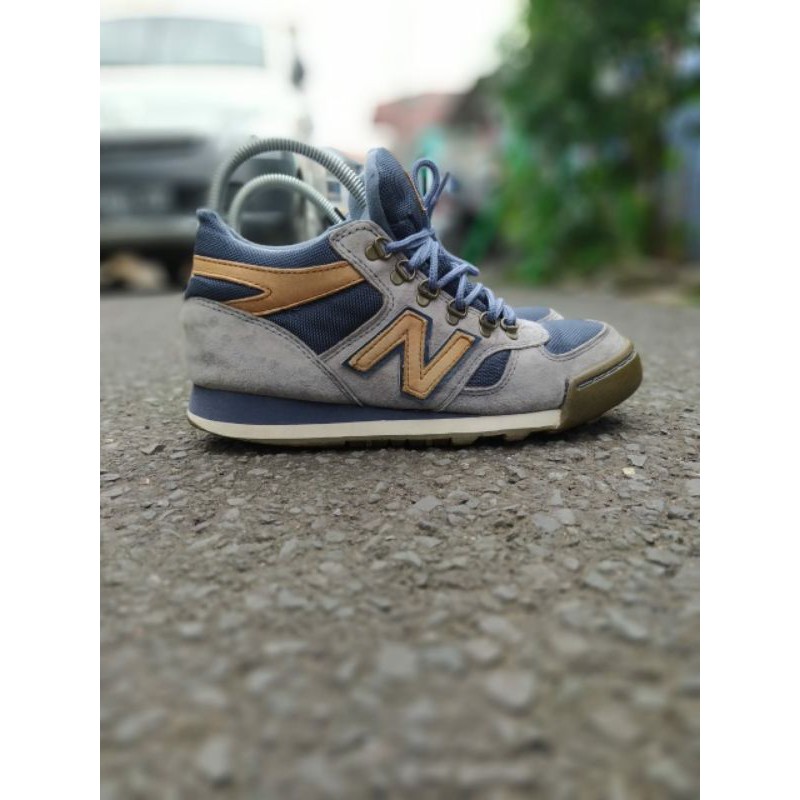 Sepatu New Balance H710CTB ORIGINAL (Second)