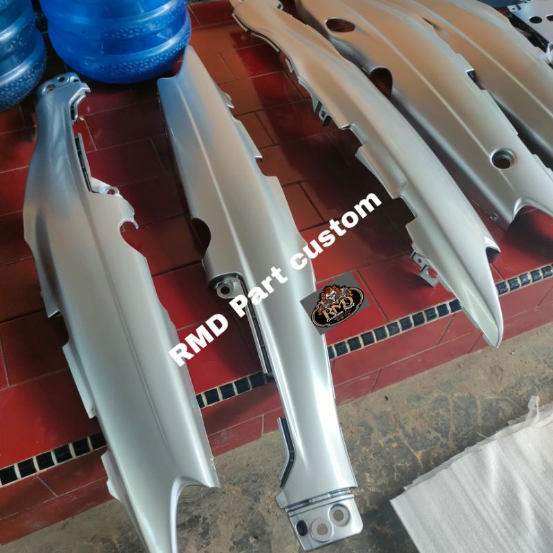 cover body Fis R Silver