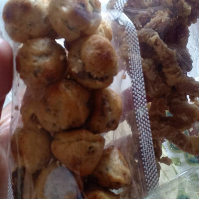 

Kue Sus coklat kemasan 250gr