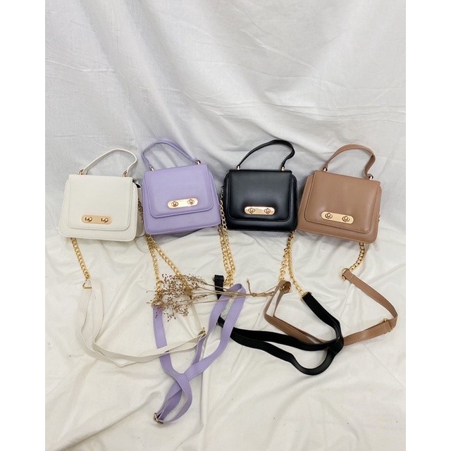 TAS WANITA/KRIZIA SLINGBAG/TAS MURAH KEKINIAN