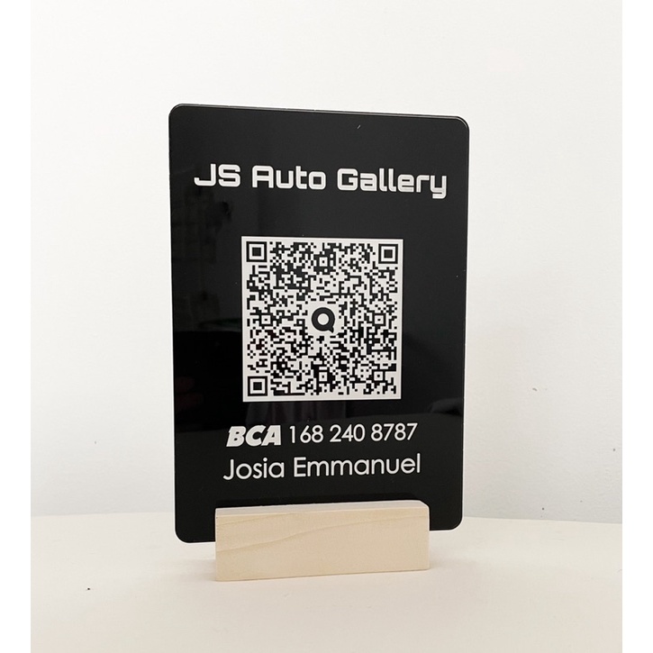 QR CODE SCAN BOARD SOCIAL MEDIA | AKRILIK