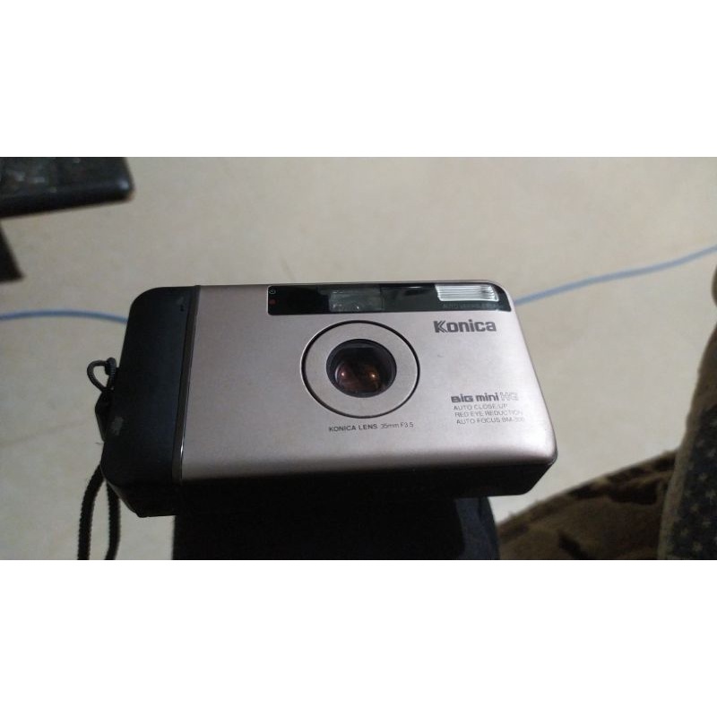 kamera analog konica