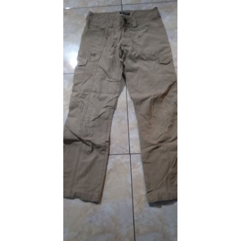 Celana cargo Arc'teryx