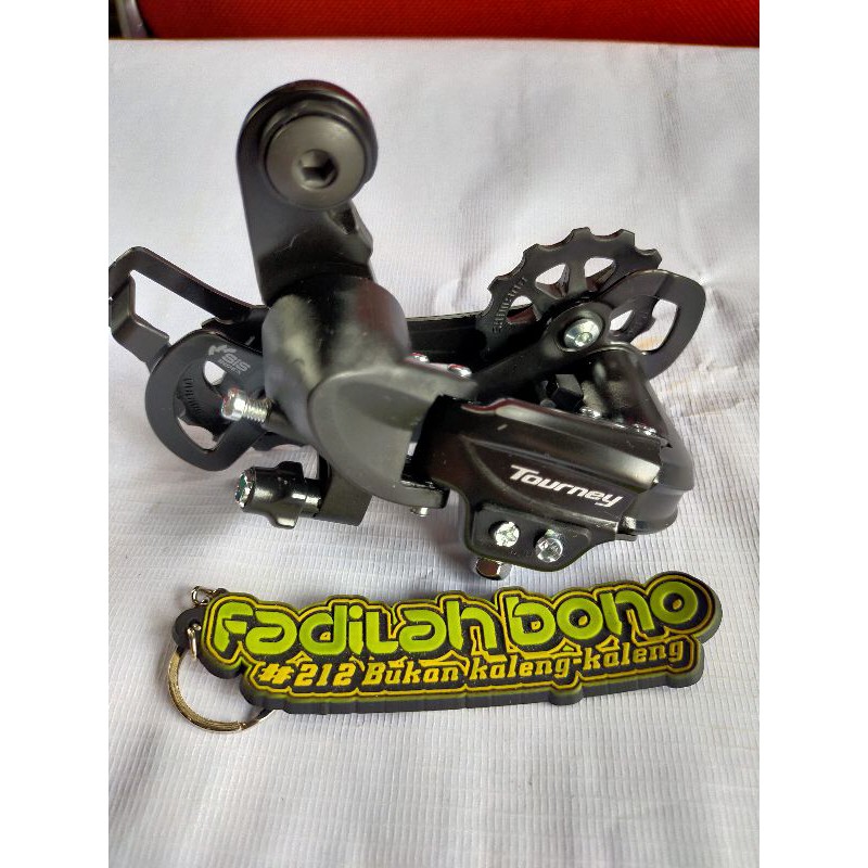 Rd shimano tourney 6 speed sampe 8 speed medium