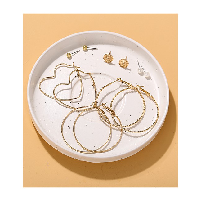 LRC Anting Set Fashion Golden Pearl Love Twist Circle Stud K55515