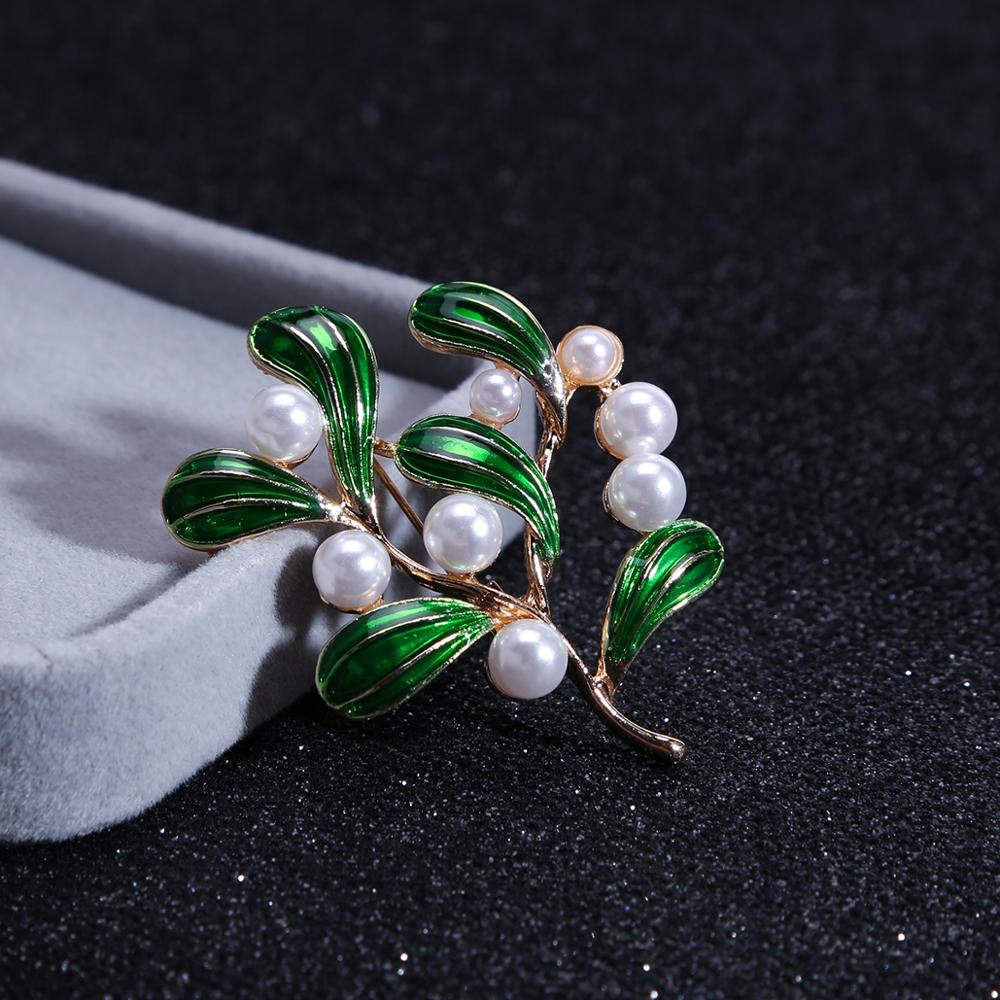 Bros Pin Enamel Bentuk Bunga Lily Warna Hijau Untuk Wanita