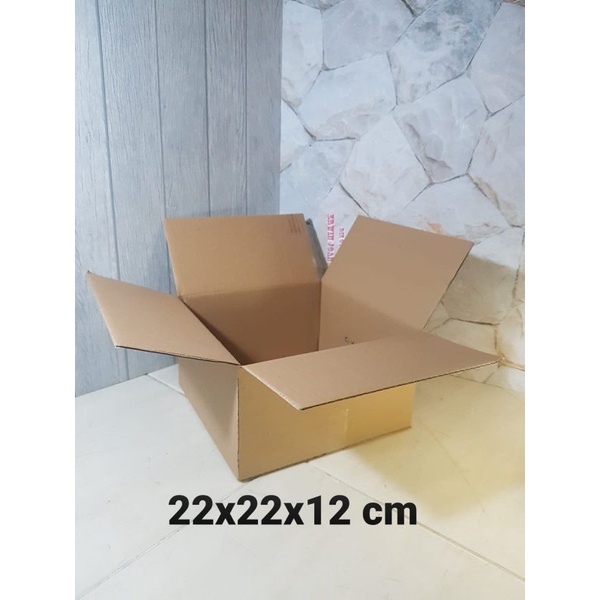 

Kardus / Box / uk. 22x22x12 cm / Karton Packing polos baru ST ( min.order 5 pcs)