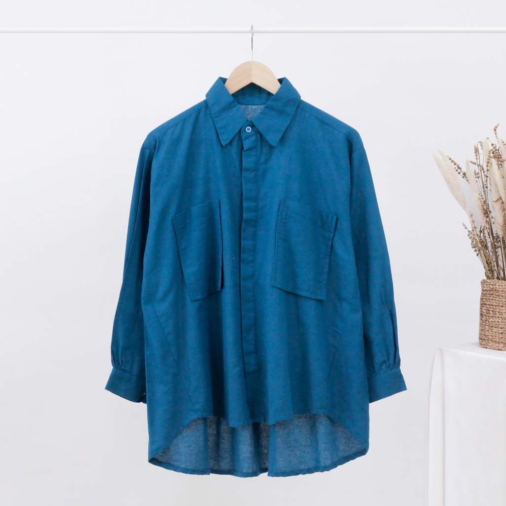 Kemeja Wanita Kantong Dua Rami Genevra-Turkish