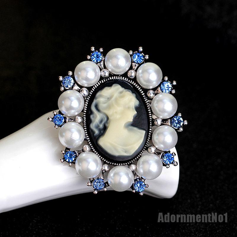 (Adornmentno1) 1pc Bros / Pin Gaya Victoria Motif Cameo Aksen Kristal Untuk Aksesoris Wanita / Pesta Pernikahan