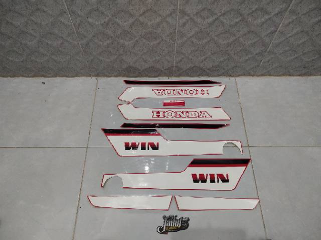 Striping Motor / stiker lis body motor honda win 100