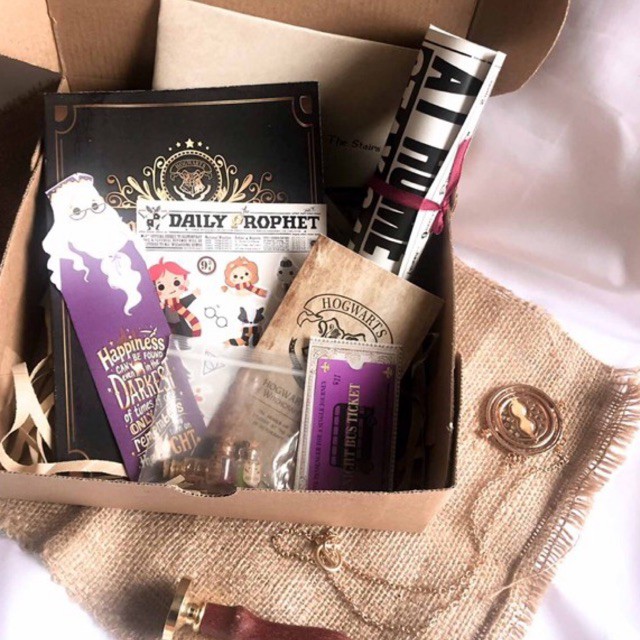 HOGWARTS STUDENT PACKAGE X PRIVATE DUSTBIN | HARRY POTTER BOX FANKIT HAMPERS GIFTBOX HADIAH JOURNAL