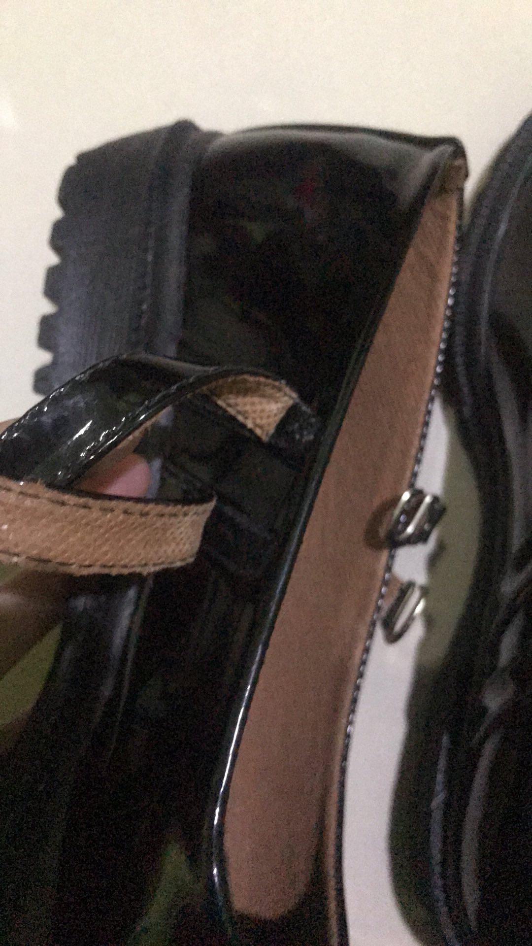 Sepatu Oxford Wanita Tali / Docmart Cream Dk04