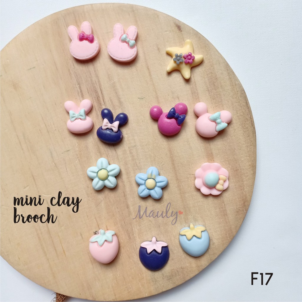 bros mini imut bros clay - Mini clay brooch