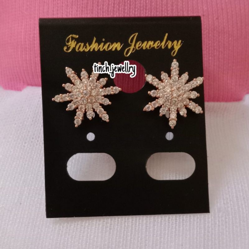 Anting Cantik Model Bintang Laut