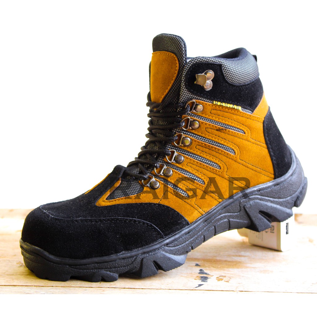 Raigar Hiler Sepatu Pria Boots Safety Ujung Besi Krem Original Sol Delta 6 inc Kuat Ringan Kerja Lapangan
