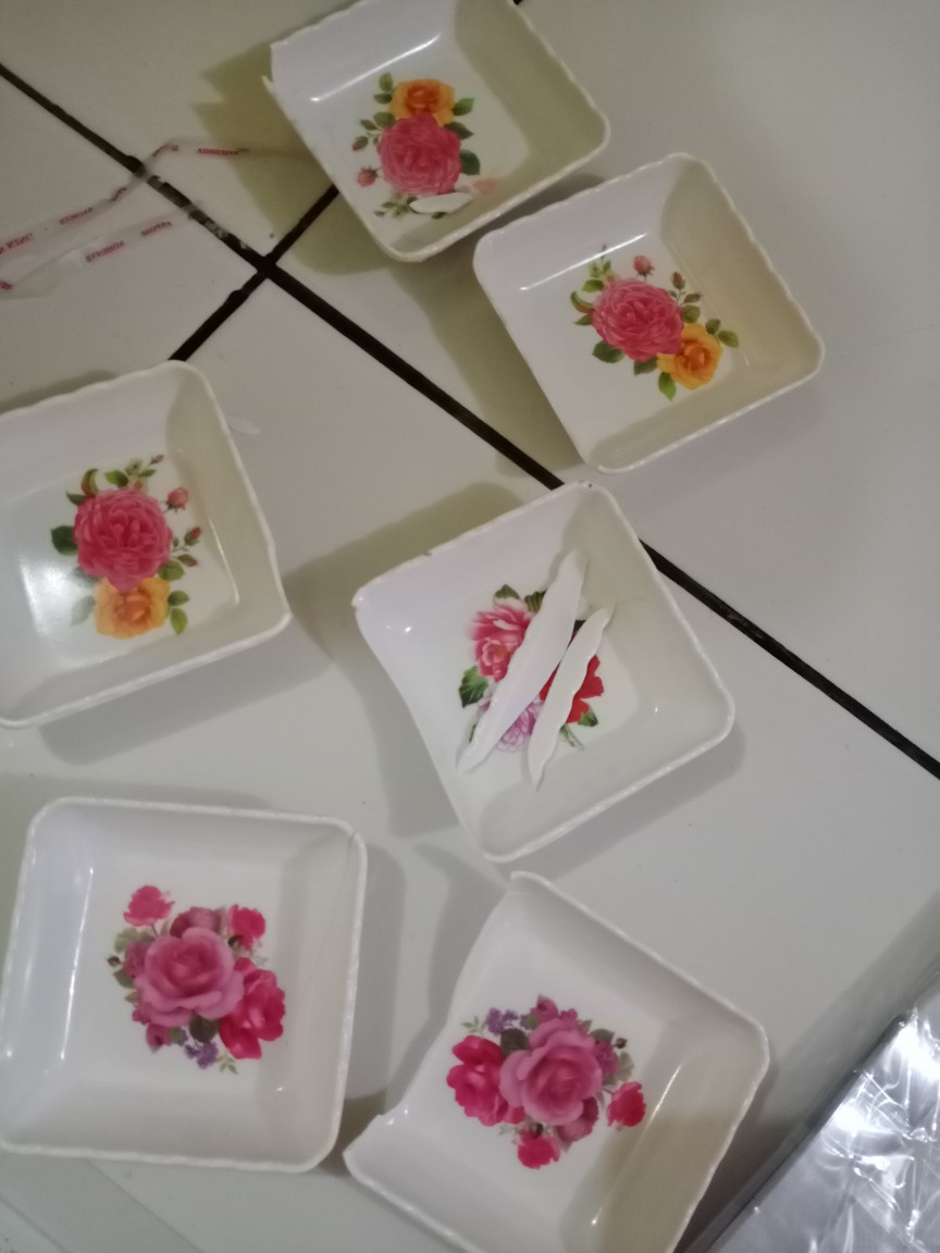 Souvenir Pernikahan Mangkuk Sambal Kotak Mika Lembaran