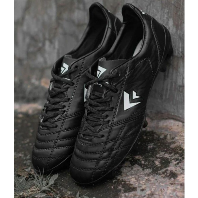 SEVSPO GARUDA C4 BLACK-WHITE