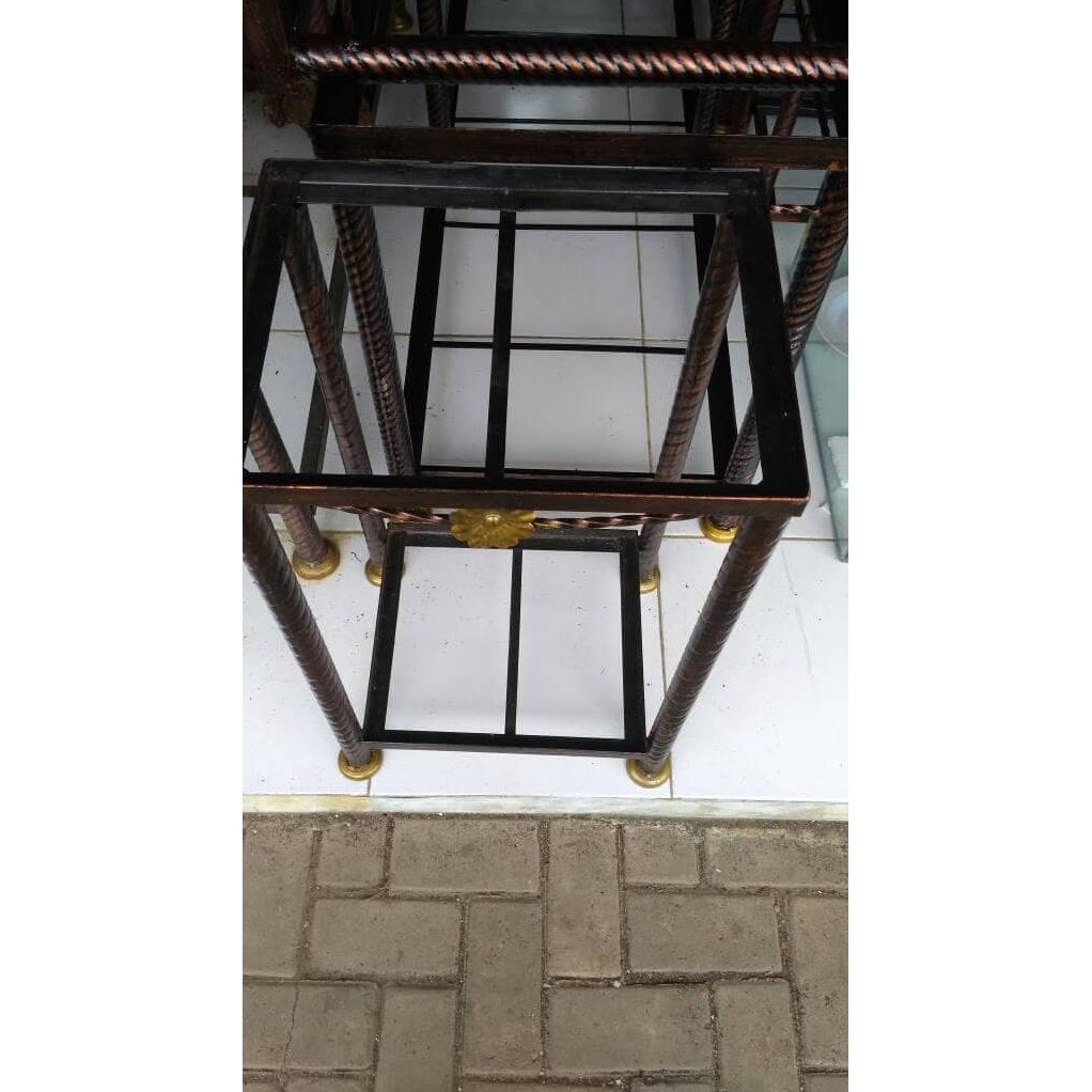 dibeli Rak besi aquarium 50x30 murah kuat dan tahan lama unggulan