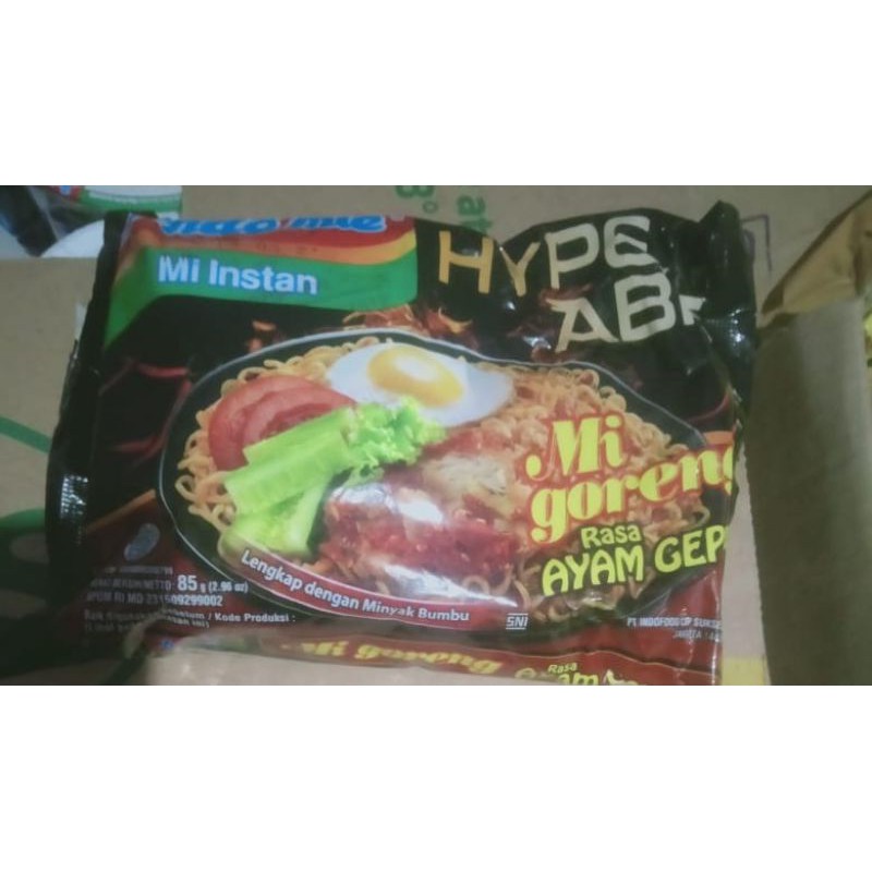 

Mie instant goreng rasa ayam geprek