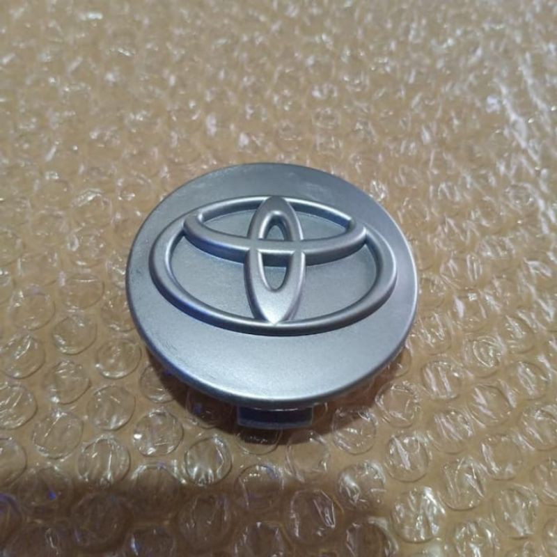 DOP RODA TUTUP VELG INNOVA DAN KIJANG