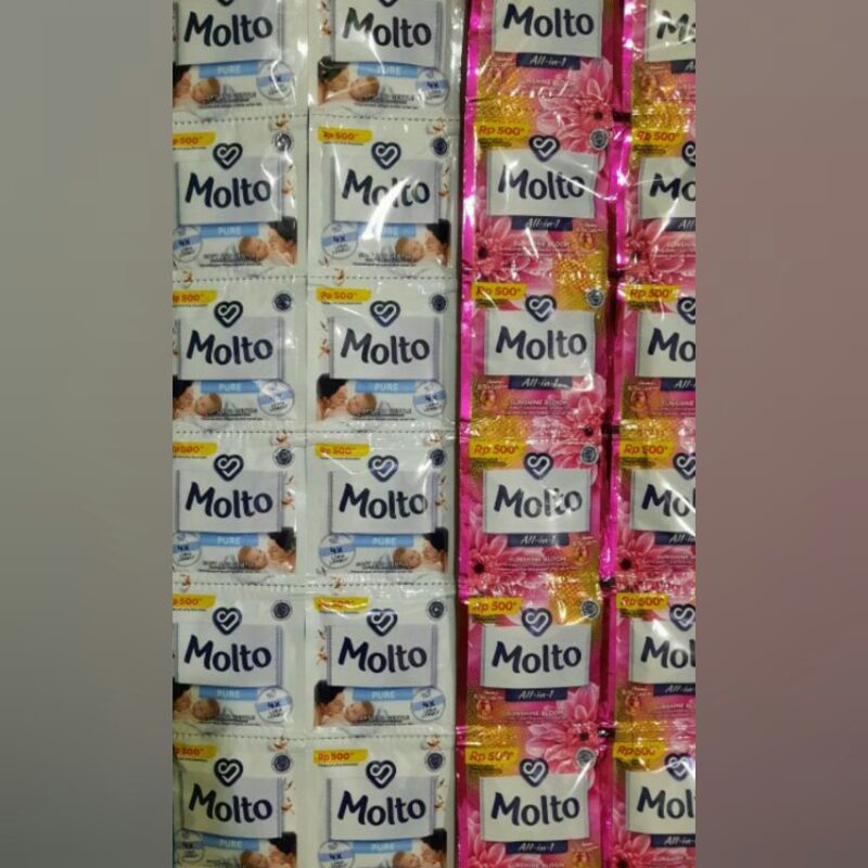 MOLTO PEWANGI 10ML 1RENCENG ISI 12 SACHET (RANDOM)