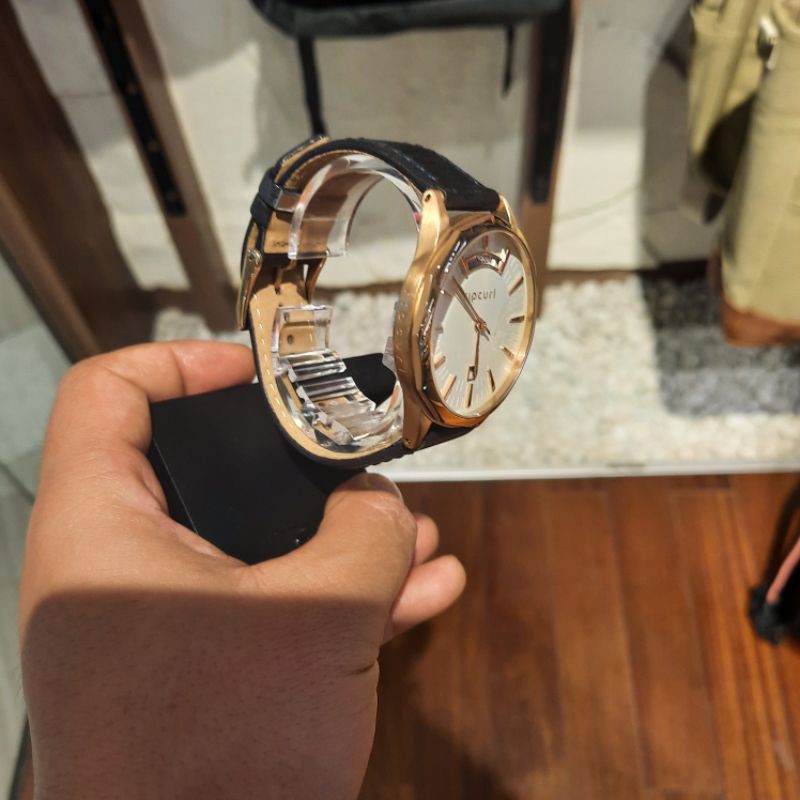 Jam Tangan Ripcurl Indie Rose gold