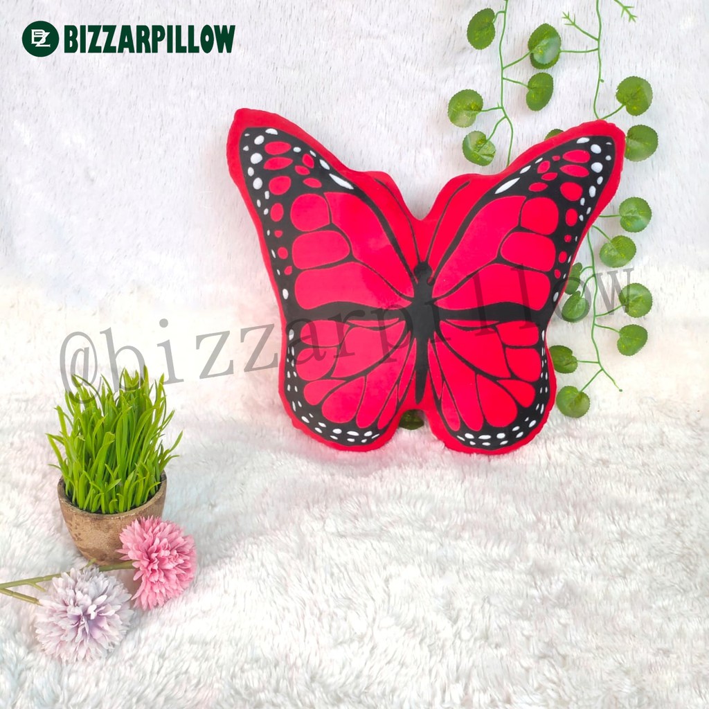 Bizzarpillow Bantal Sofa Motif Kupu-Kupu BZ154