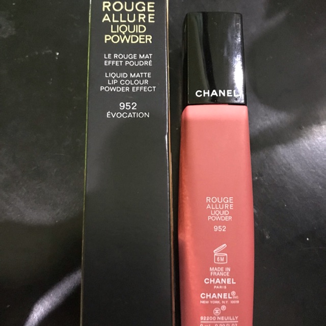 Preloved lipstick Chanel Liquid Powder